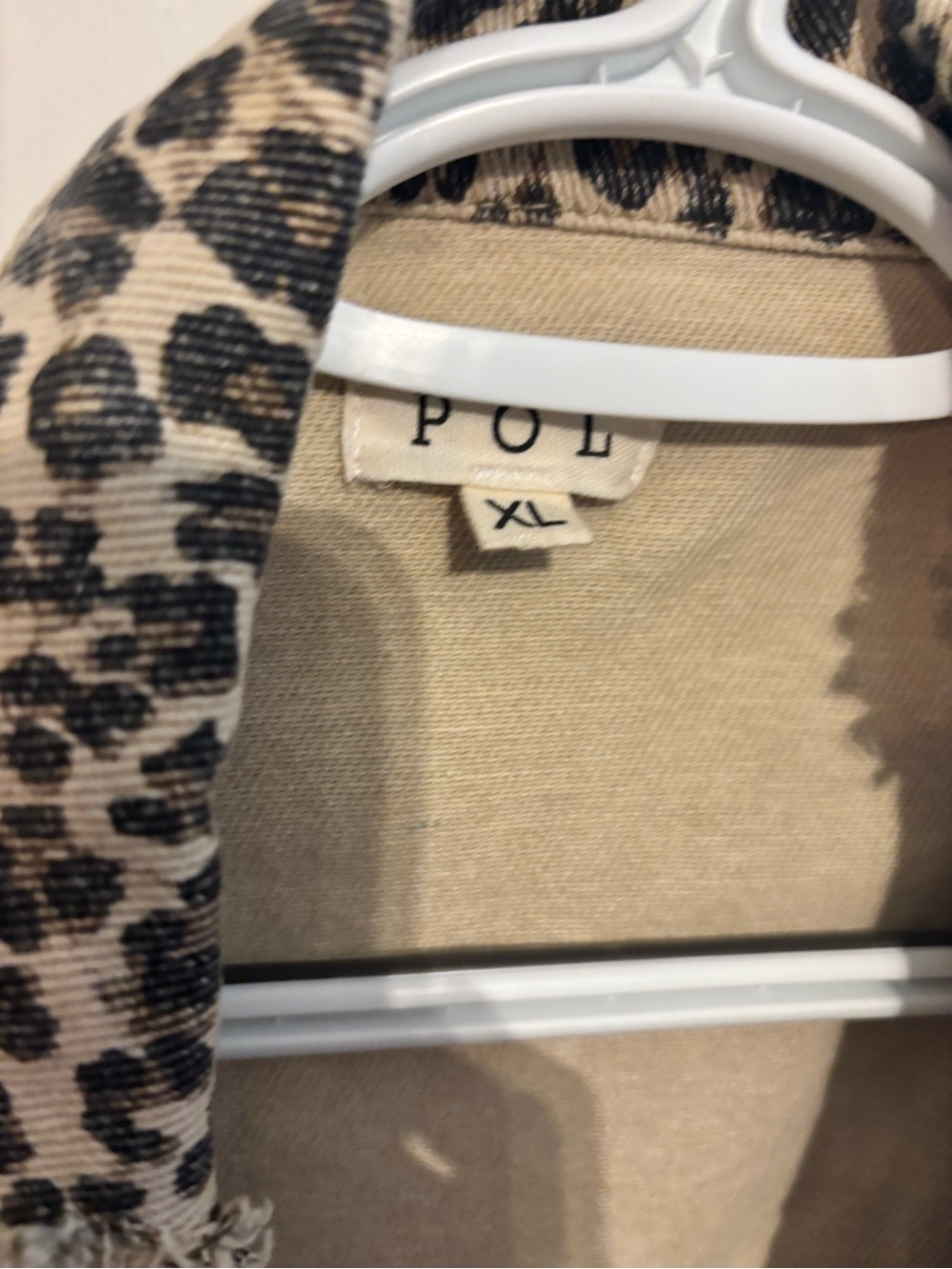 POL Distressed Leopard Jacket - Picture 4 of 8